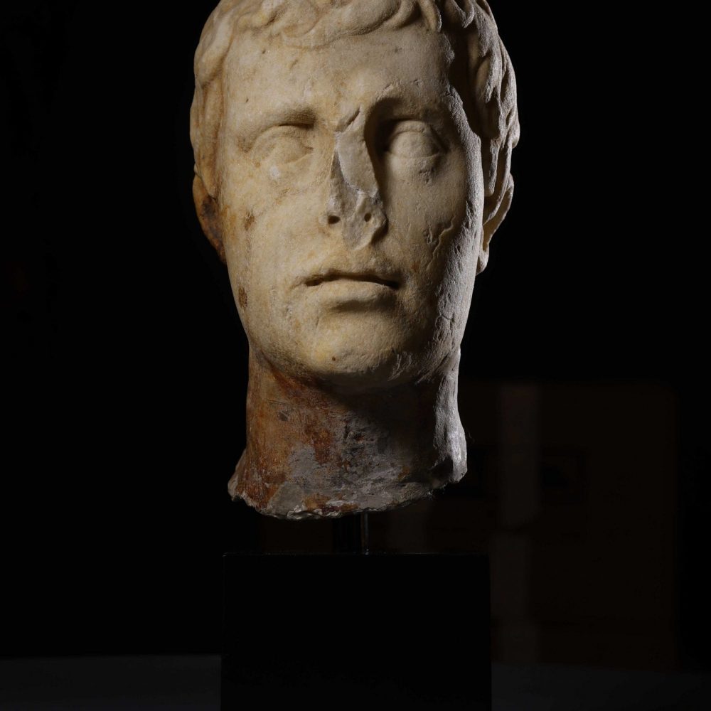 Imago Dei - Cabeza Masculina romana