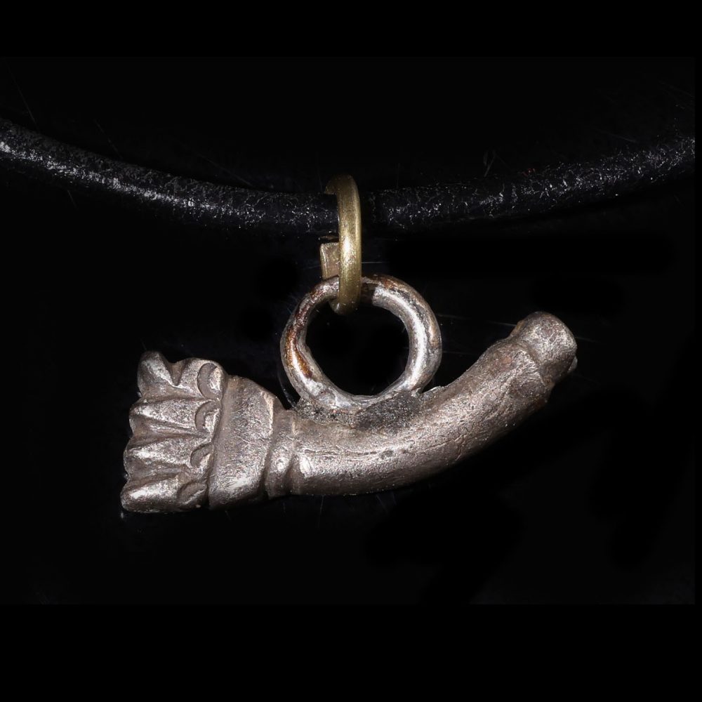 Ancient Roman - Phallic amulet necklace with hand (MF294)